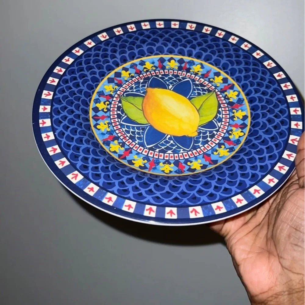 PLATES - Picture 3 of 3